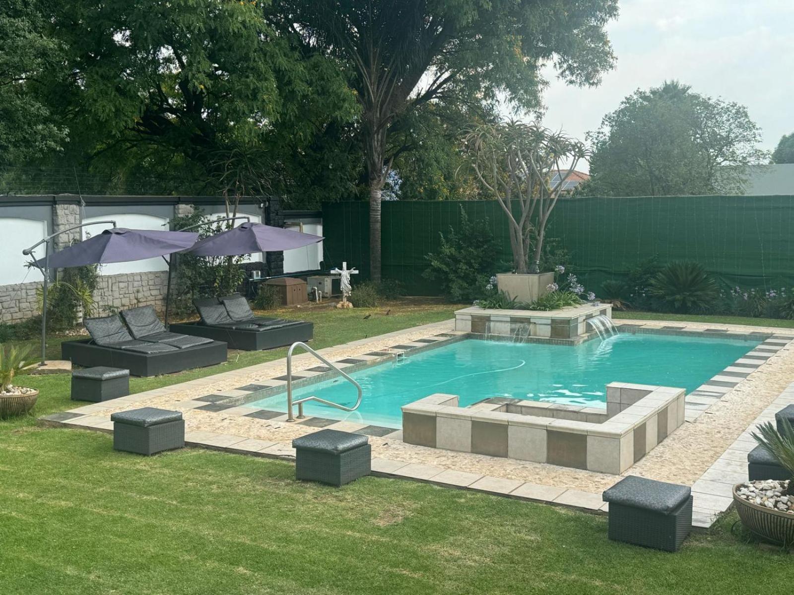 Africa Paradise - Or Tambo Airport Boutique Hotel Benoni Exteriör bild